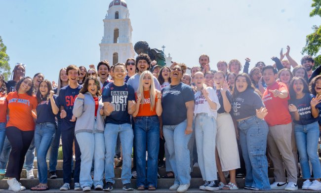 Students cheering at Saint Mary's College of California 