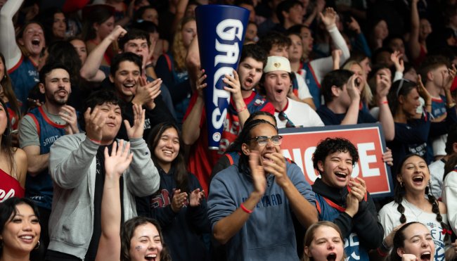 Students cheering as Saint Mary's defeats Gonzaga in February 2025